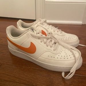 Nike women’s dunk low